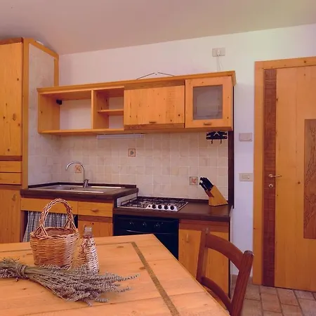 Çiftlik konaklama La Torriola *